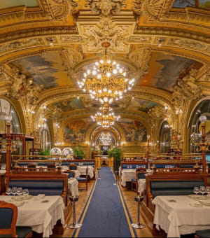 Le Train bleu, Paris
