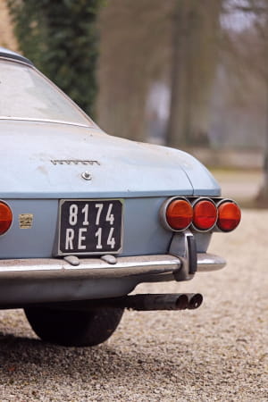 Ferrari 330 GT 2+2 