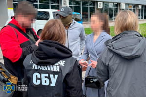 у Сумах затримали посадовицю вишу