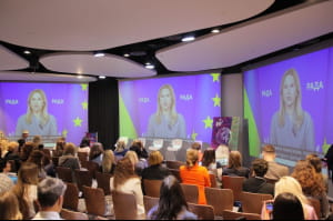 WOMEN LEADERS FOR U