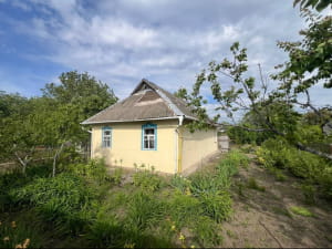 Наслідки обстрілу Київщини