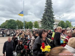 Прощання із загиблими дітьми
