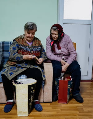 Підтримка літній людей