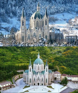 Молизе. Кастельпетрозо, сказочная архитектурная жемчужина.