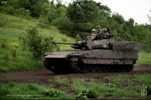 Бронемашина CV90