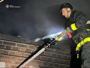 поврежденные здания