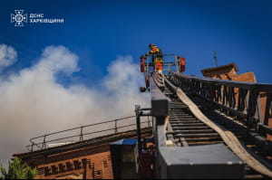 обстрел, атака врага