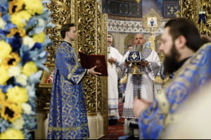 Петр Порошенко поздравил с Покровом