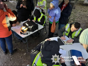 Полиция фиксирует последствия обстрела