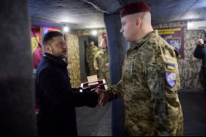 Володимир Зеленський і 25-а окрема повітрянодесантна Січеславська бригада