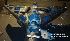 Поліція вилучила "шахед", який киянин перевозив на даху автомобіля