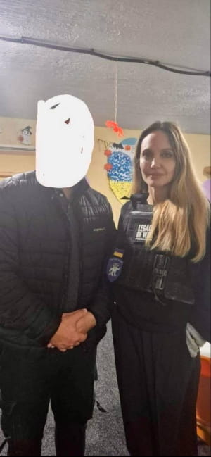 Джолі у Херсоні