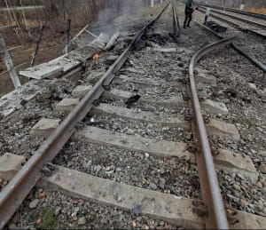 рф обстреляла железную дорогу в Днепропетровской области