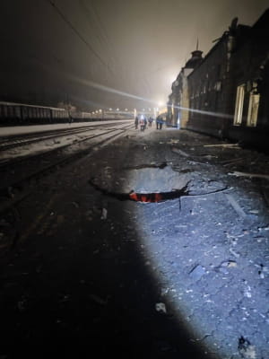 россия обстреляла железнодорожный вокзал Пятихатки
