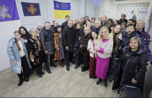 Марина Порошенко доставила генераторы в Днепропетровский областной госпиталь ветеранов