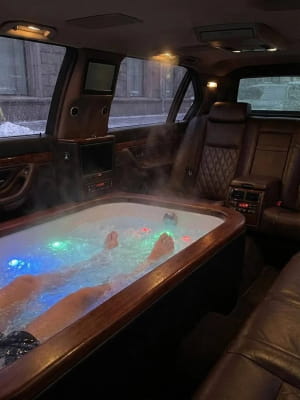 Автомобіль