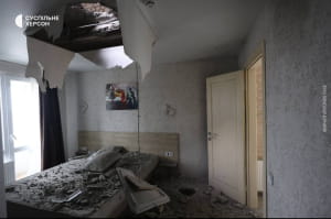 Последствия обстрела Херсона российскими войсками