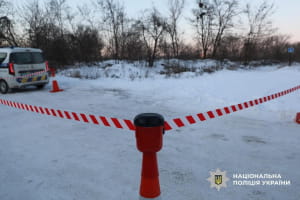 У Черкасах чоловік напав на військовослужбовців ТЦК та поліцейських, кинувши у їхній бік боєприпас