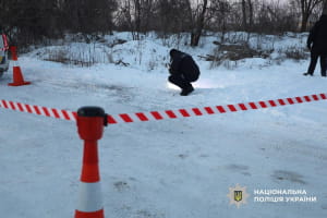 У Черкасах чоловік напав на військовослужбовців ТЦК та поліцейських, кинувши у їхній бік боєприпас