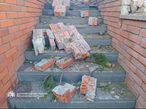 У Дніпрі дрон впав за 10 метрів від будинку Філатова