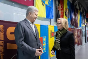 Порошенко та Девіс