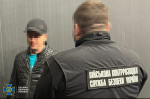 Затримали організаторів схем ухилянтів