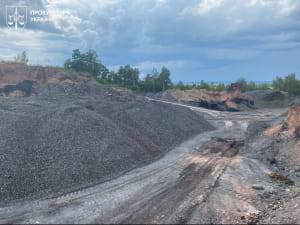 Виявили схему розкрадання надр 