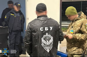 В Краковце задержан таможенник за взятки