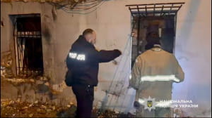 Полиция фиксирует последствия обстрела