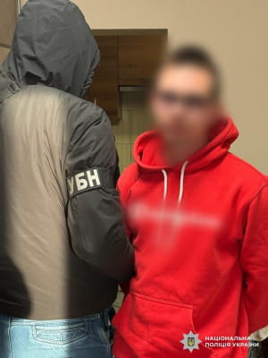 Нацполіція викрила учасників злочинної спільноти "Хімпром"