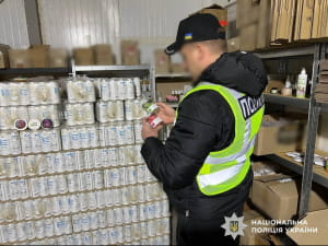 Нацполіція викрила учасників злочинної спільноти "Хімпром"