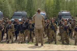 Навчання поліцейських на військовому полігоні 