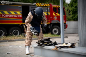 Разминирование неразорвавшегося БПЛА пиротехниками