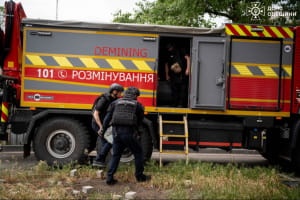 Разминирование неразорвавшегося БПЛА пиротехниками