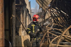 Рятувальники, працівники ДСНС