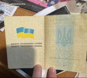 ліквідація схеми з виготовлення та збуту підроблених документів