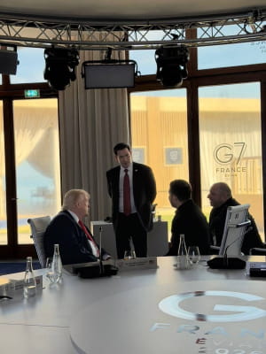 Трамп та Зеленський зустріч на G7
