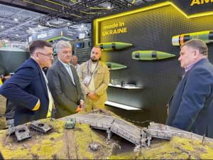 Петро Порошенко на Eurosatory 2026