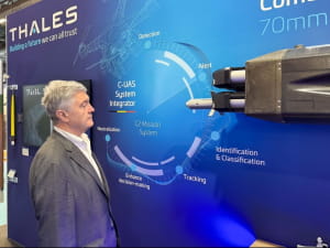Петро Порошенко на оборонній виставці Eurosatory 2026