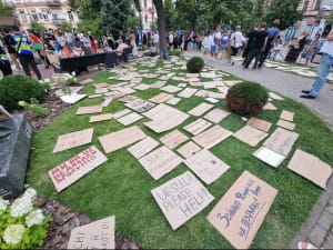 Название: протести за повернення Федорова та відставку Сирського_1