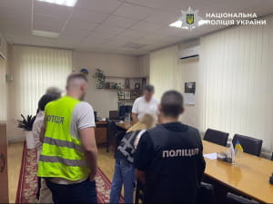 затримка фігурантів, вилученні гроші