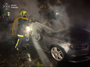 уражений автомобіль