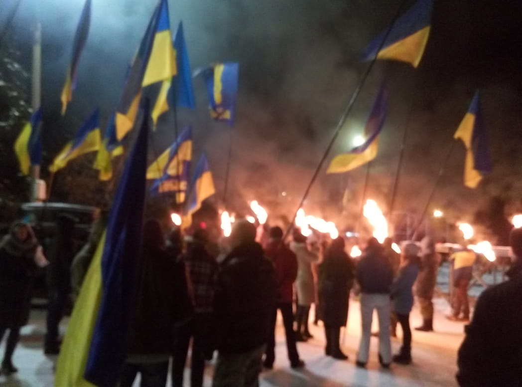Смолоскипова хода у Слов'янську / фото "Новости Донбасса"