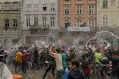 Поливаний понеділок у Львові