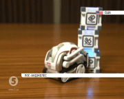 У США презентували мініатюрного робота