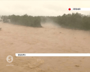 Японія потерпає від потужного тайфуну Lionrock