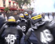 Масові протести у Франції: поранено 15 поліцейських