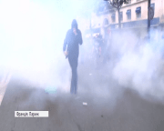 Масові протести у Франції: поранено 15 поліцейських