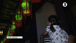 У Шанхаї прикрасили набережну міста кавунами