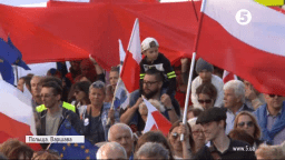 Варшава оговтується після антиурядових протестів